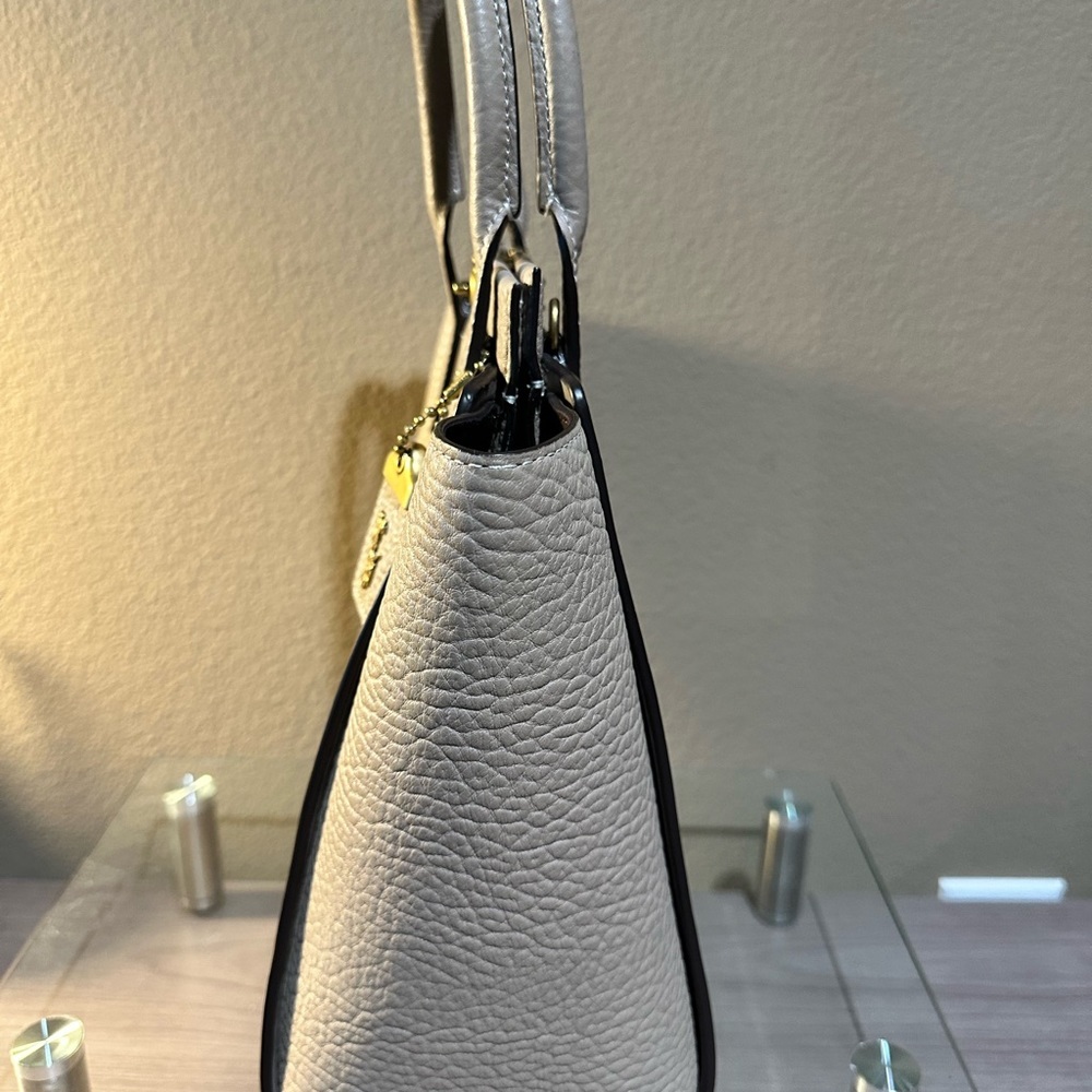 Coach 1941 Troupe Tote in Stone - Picture 4 of 11